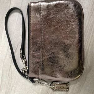 COACH- 6x4 wristlet. EUC. Silver/chrome